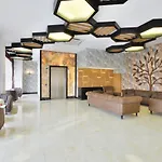 Opia Hotel