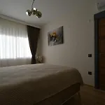 Nova 1 Room