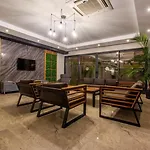 Cleopatra Sultan Residence