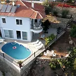 Villa Halit