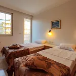 07 Group Hotel