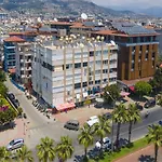 Uestuen Apart Otel