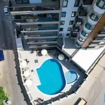 Modern Brand New Apartment With Pool & Cleopatra Beach