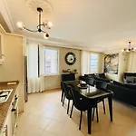 Chez Agus 2Br Apartment Near The Beach