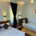 Cleopatra Ada Apart