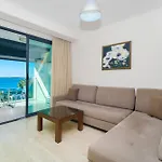 Delfino Apart Hotel