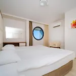 Delfino Apart Hotel