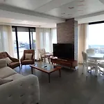 Elite Luxury Suite & Spa