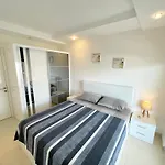 Sa Apartments! Sea View 500M To The Beach