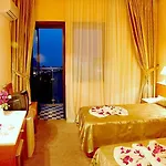 Akropol Hotel