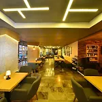 Prince Apart & Hotel
