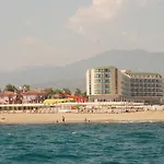 Hedef Beach Resort Hotel