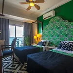 Anjeliq House Hotel