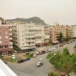 Kleopatra South Star Apart