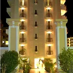Hotel Club May Garden