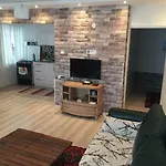 Sude Home