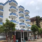 Moonlight Hotel