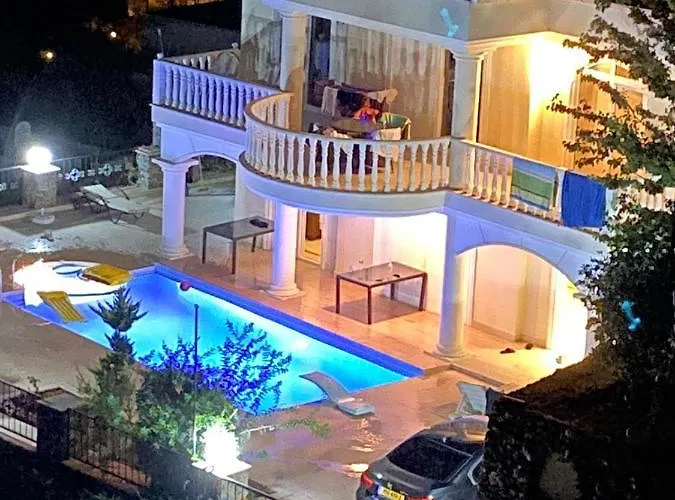 Villa Royal