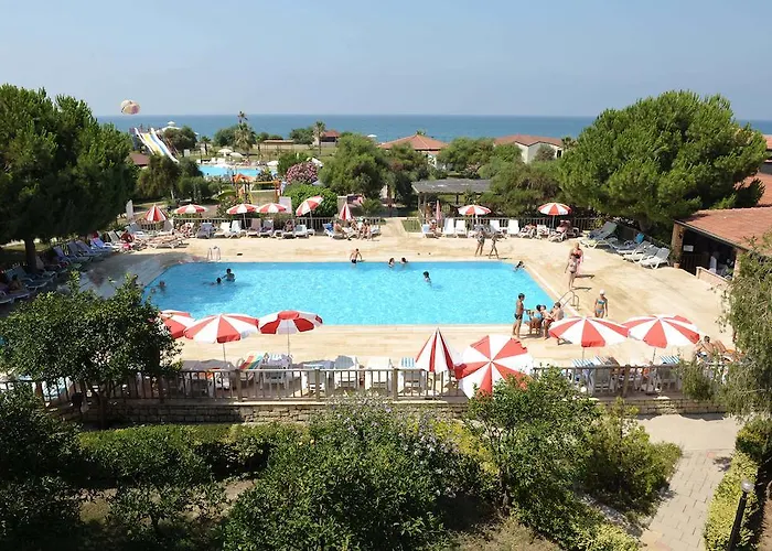 Club Serena Beach Hotel