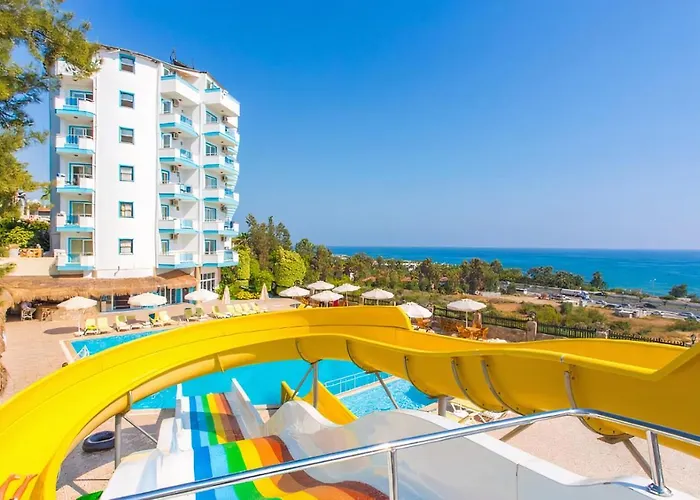 Grand Juno Beach Hotel