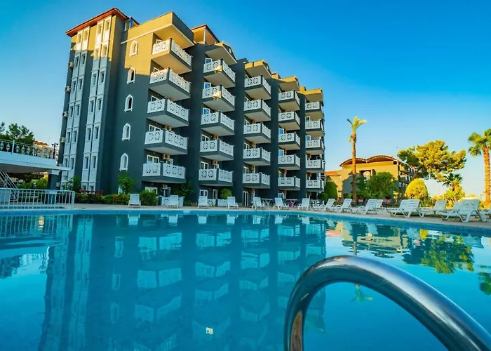 Larina Hotel