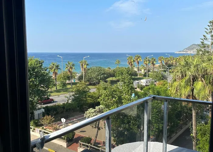 Cleopatra View