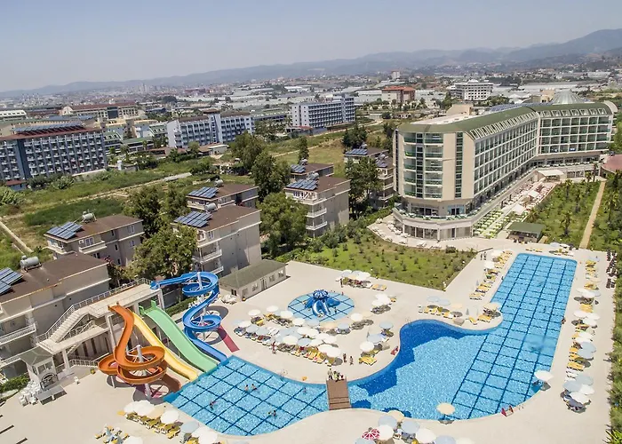 Hedef Beach Resort Hotel