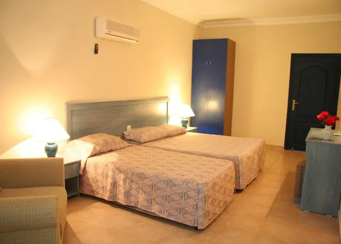 Elysee Garden Family Hotel