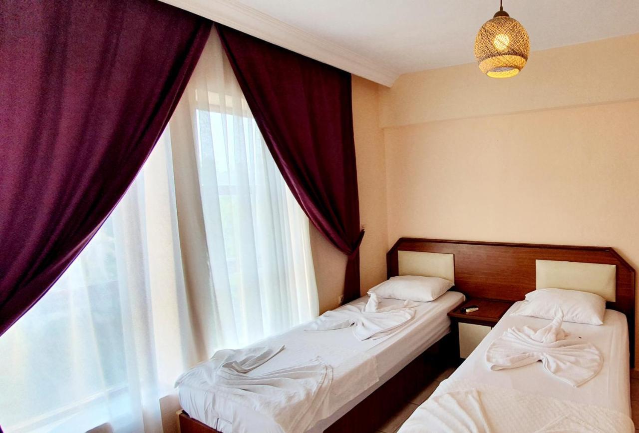 Palmen Aparthotel 3*