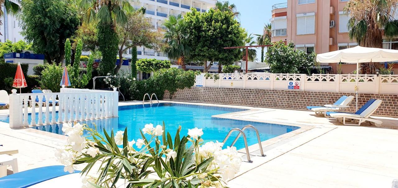 Palmen Aparthotel 3*
