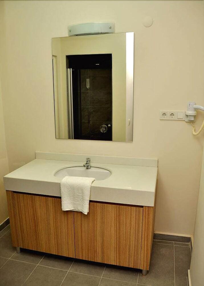 Kleopatra Tuna Lejlighedshotel 3*