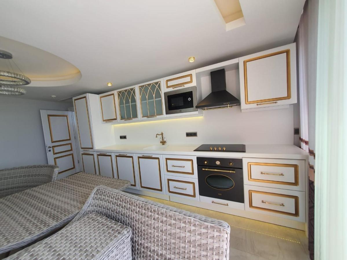 Admiral Elite Apartment *