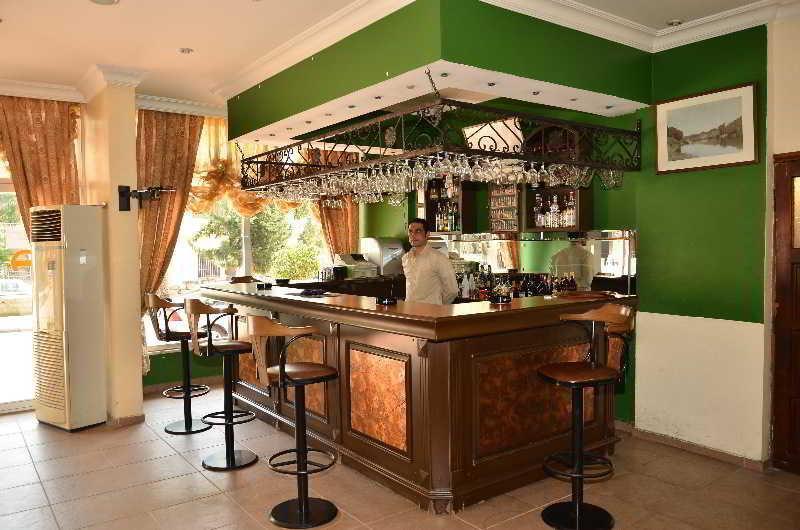 Azak Aparthotel Alanya