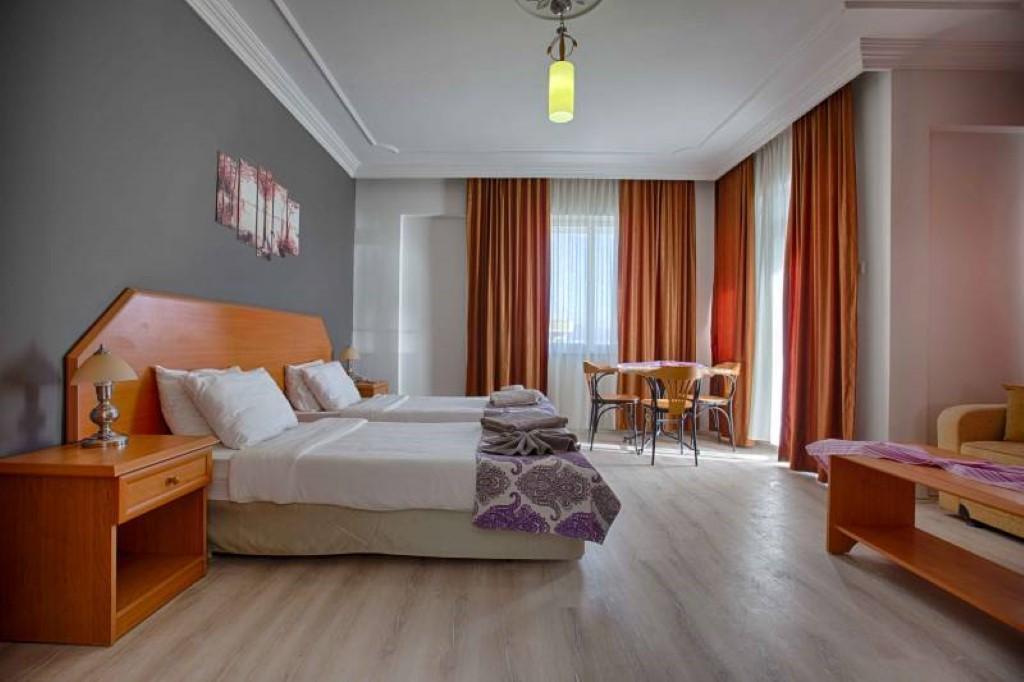 Aparthotel Hma & 3*