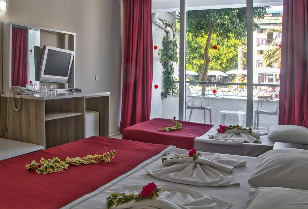 Hotel Ganita Club &