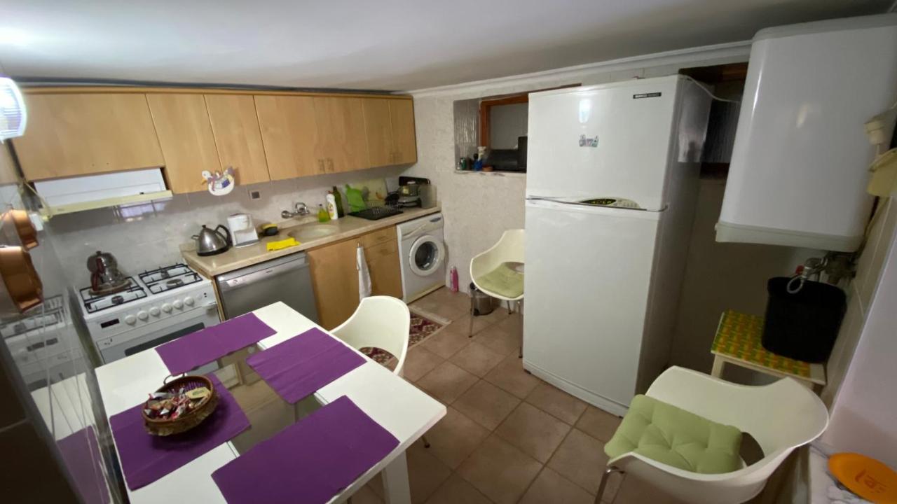 Authentic Flat On The Castle Road With A View