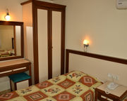 Azak Aparthotel 3*