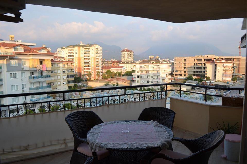 Apartment Oba Saray 4 *