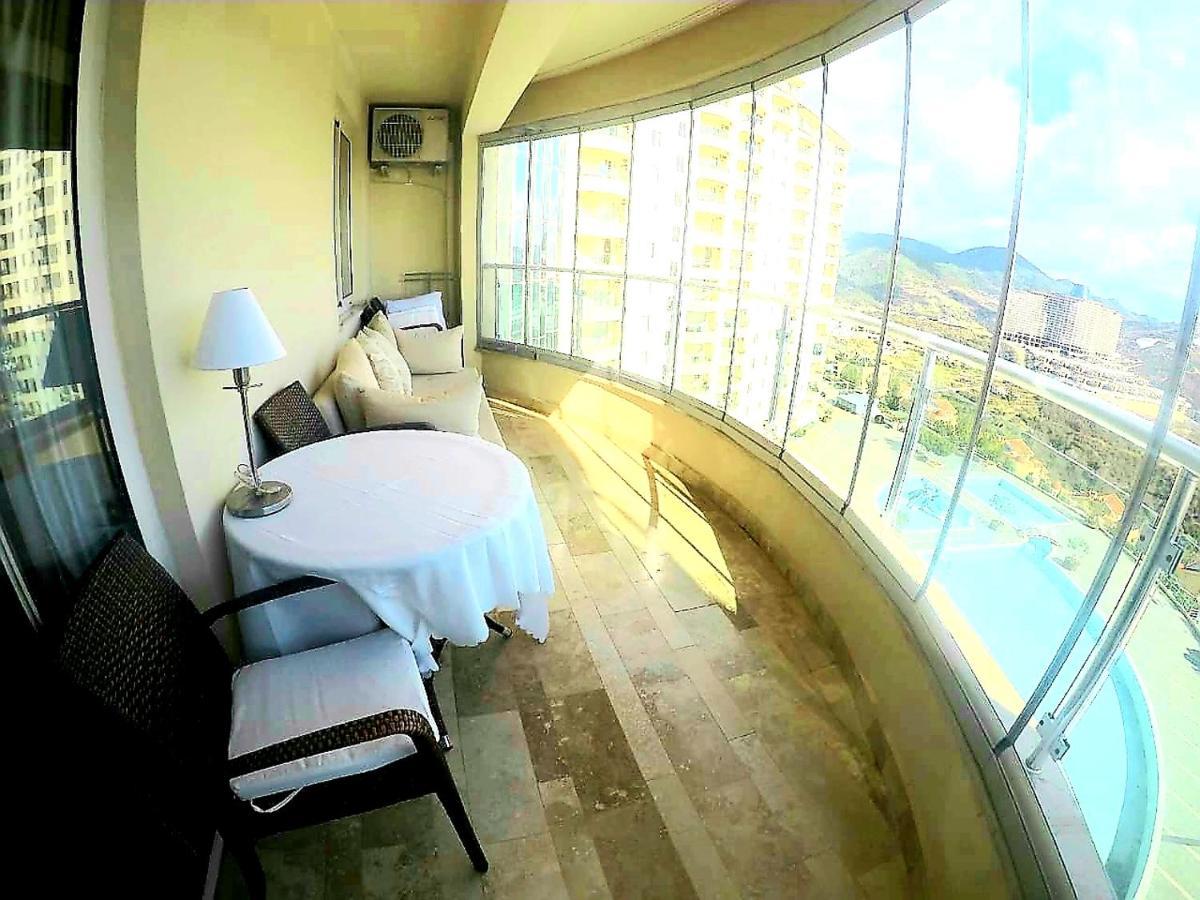 Apartment Gold City квартира Family *