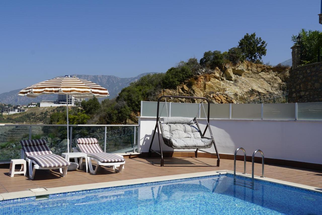 Carlijn Met Prive-zwembad, Veel Privacy En Panoramisch Uitzicht Op Zee, Op Luxe Alanya