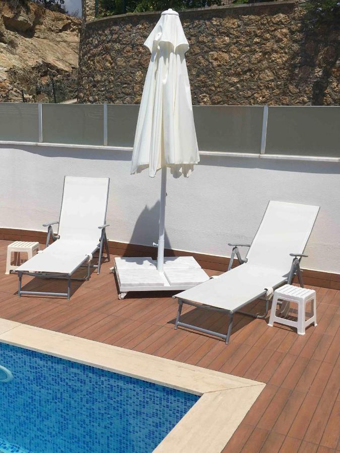 Carlijn Met Prive-zwembad, Veel Privacy En Panoramisch Uitzicht Op Zee, Op Luxe * Alanya