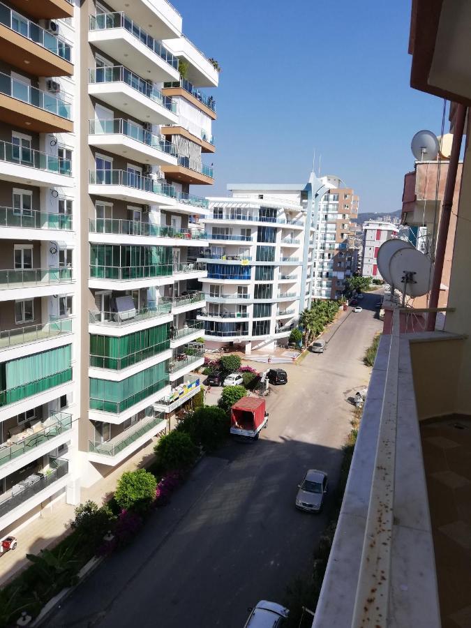 Daire Caner Sitesi Apt No:211b Blok/b Kat:2 No:5 *