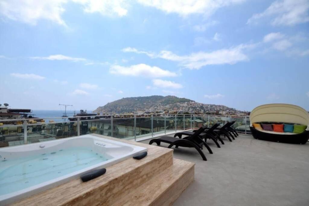 1+1 New Cozy In The Center Of Alanya. Apartamento