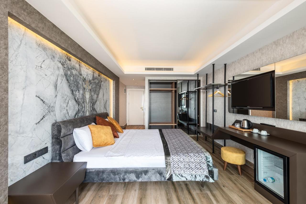 Elite Luxury &