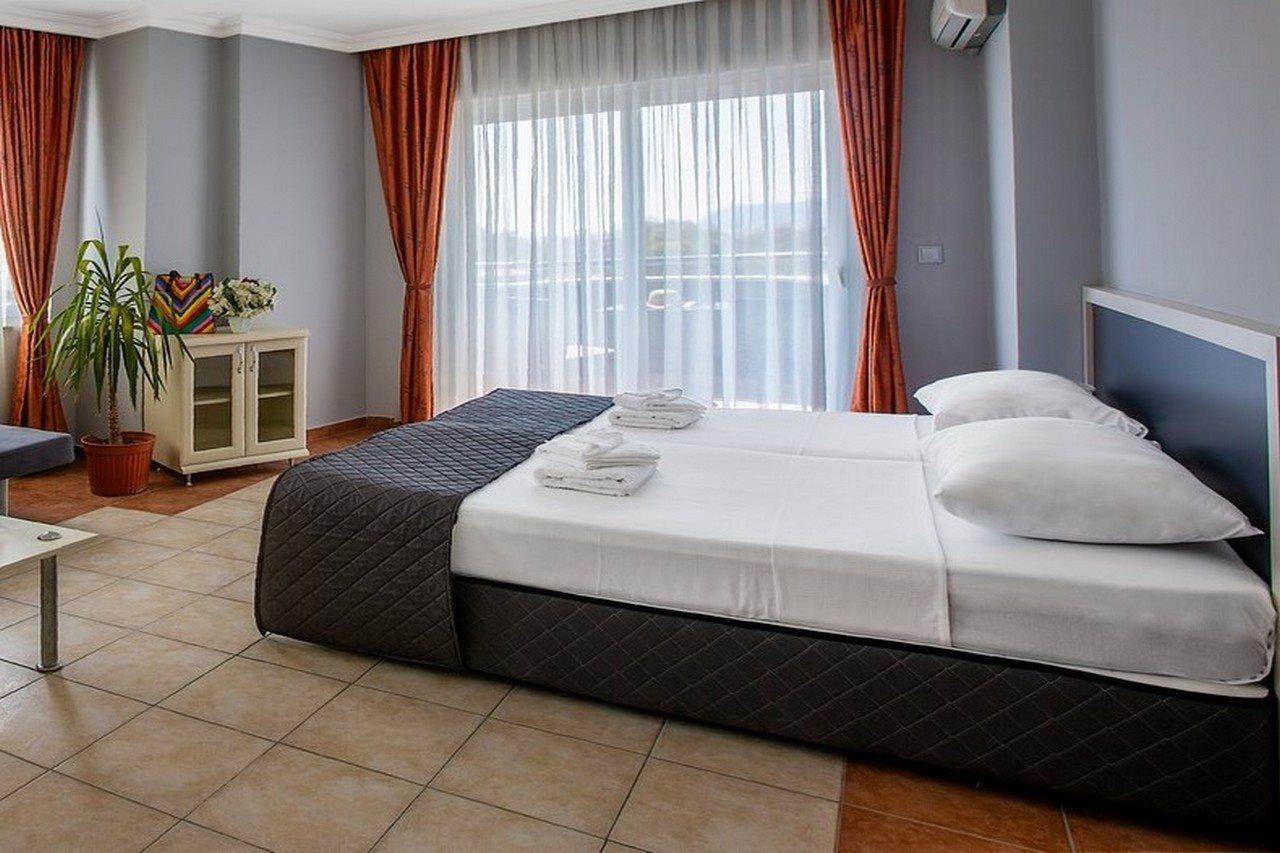 Hotel Royalisa 3*