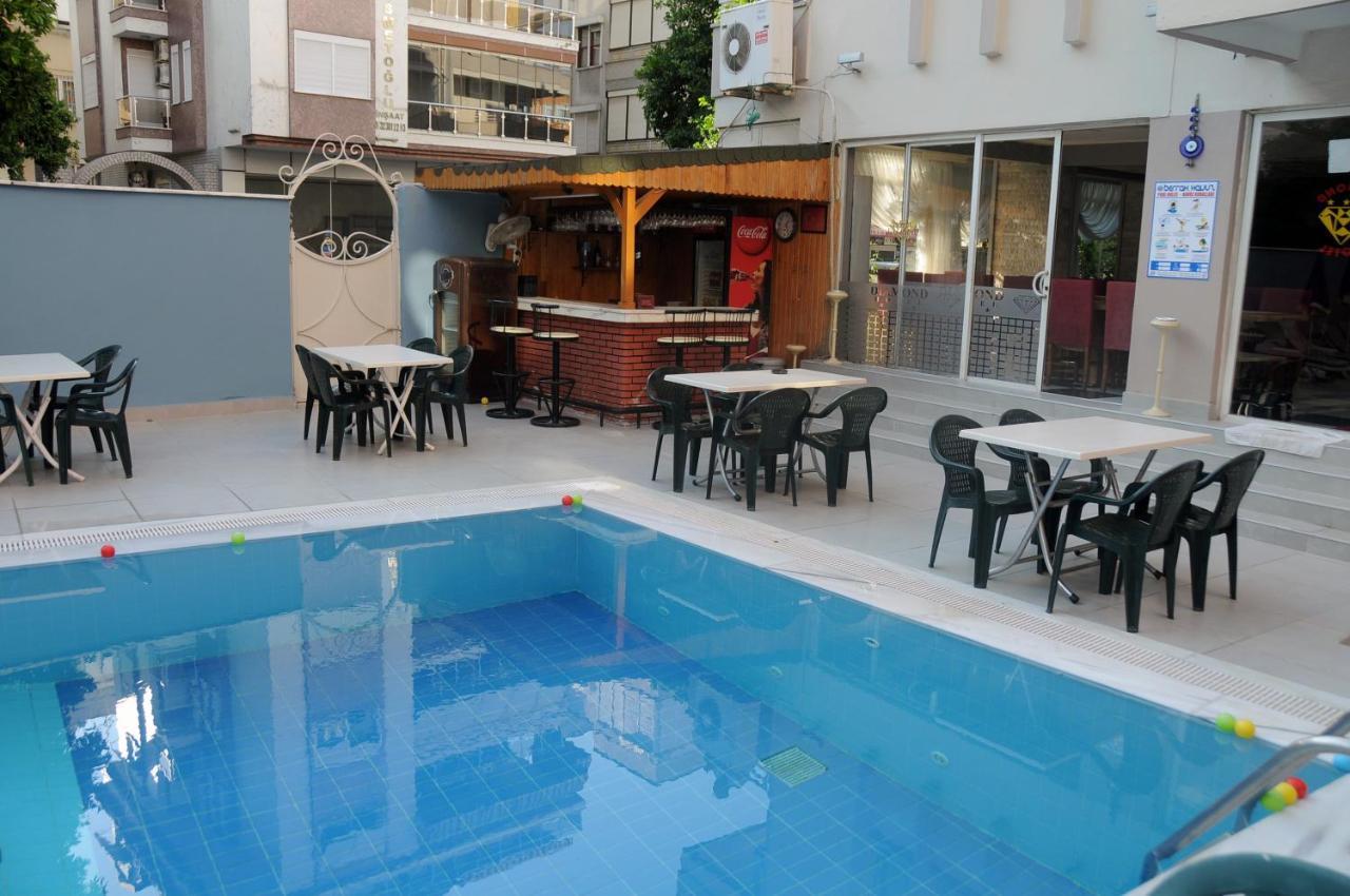 Diamond Hotel 3*