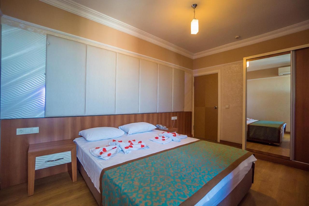 Aparthotel Cleopatra Tac & Apart 3*