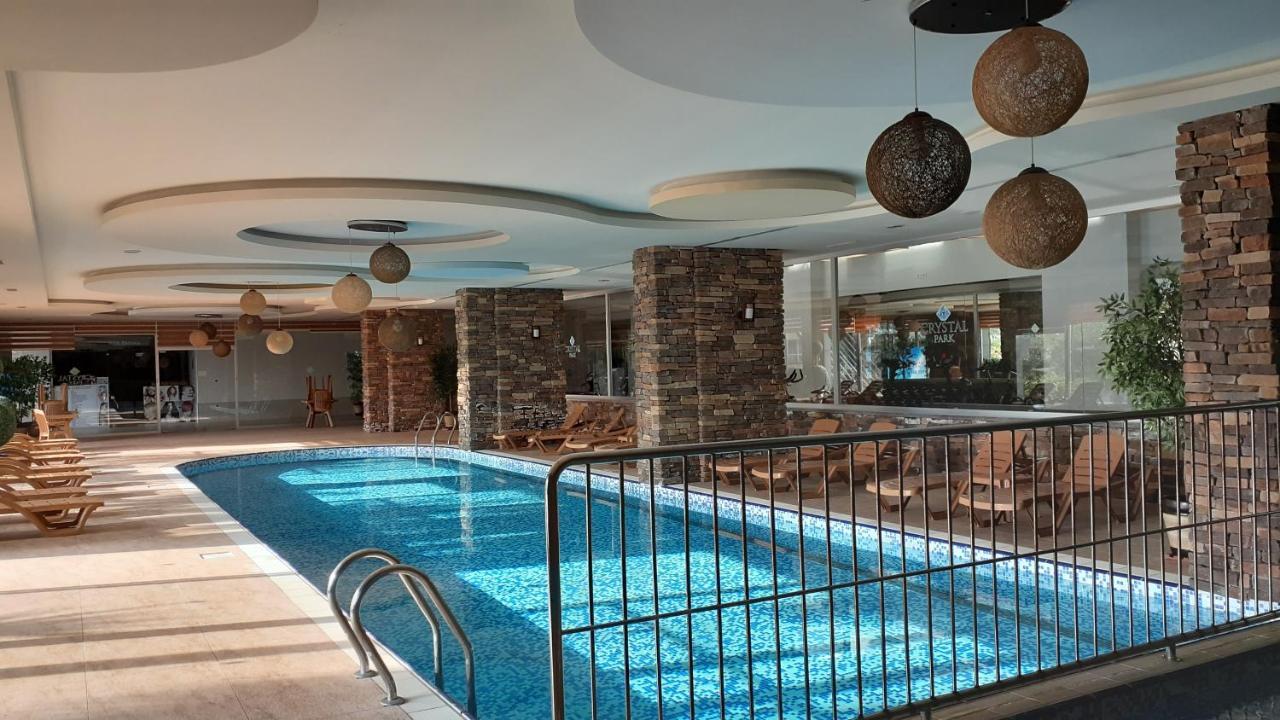 Apartment Crystal Park 2-56 *