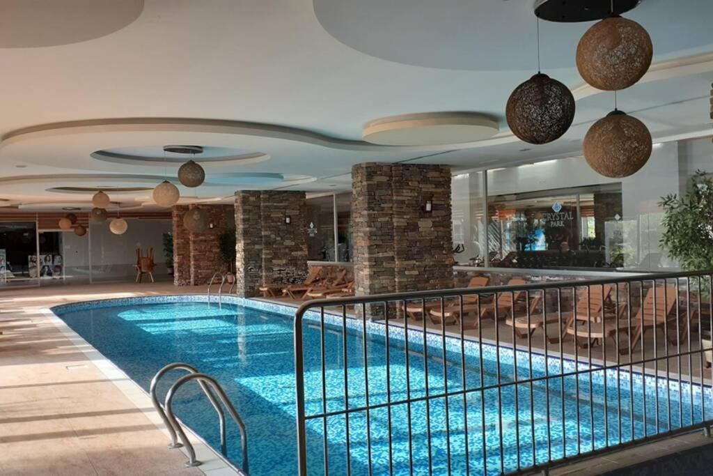 Apartment Crystal Park 2-56 *