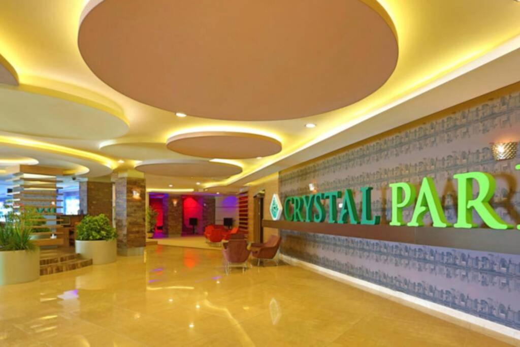 Crystal Park 2-56 Apartment *